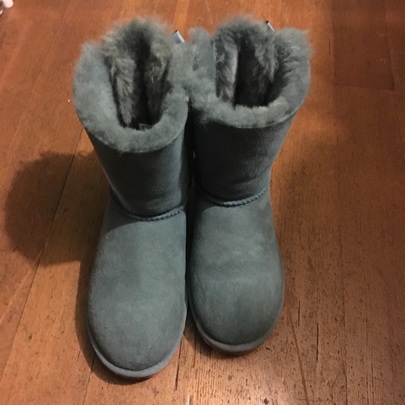 UGG Bailey Bow II Boots Navy Size 5